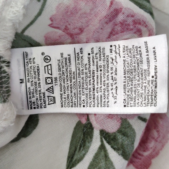 Roses And Ruffles Top - Picture 6 of 9